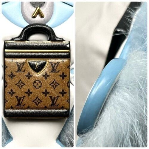 Louis Vuitton Porte Clet Lv Seal Key