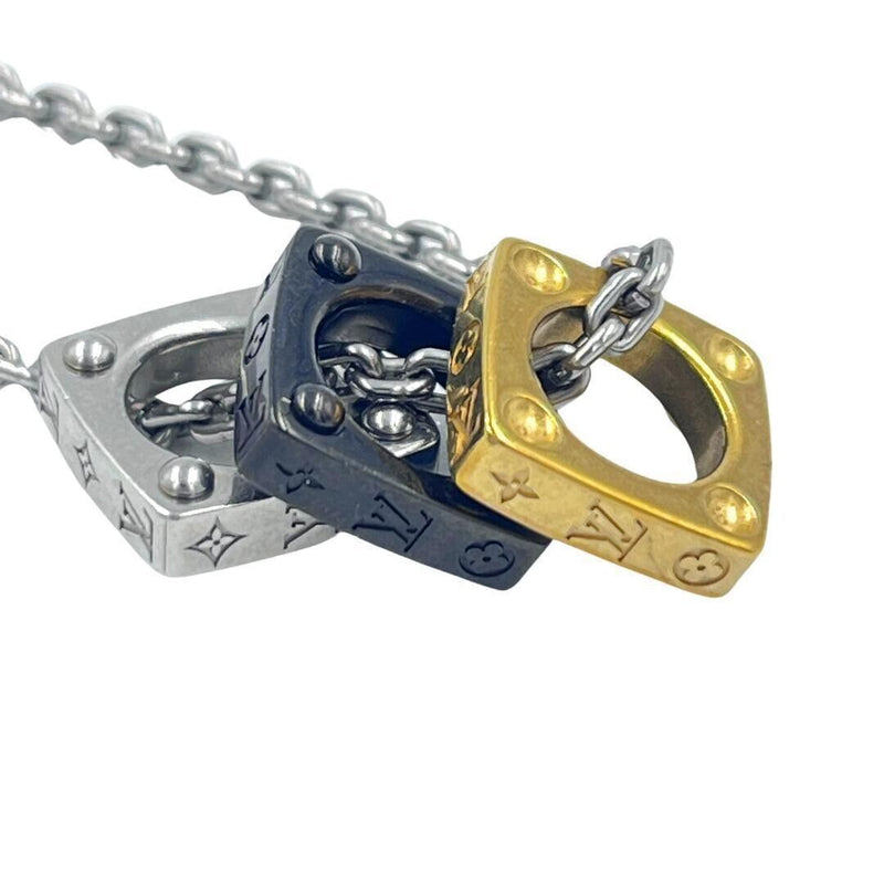 Louis Vuitton Pendant Bold Necklace