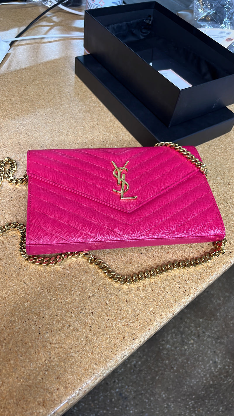 Saint Laurent Classic Wallet On Chain