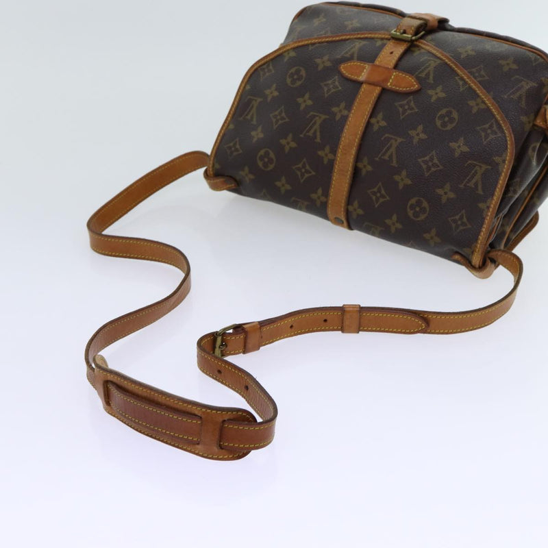 Louis Vuitton Saumur 30 Shoulder Bag Lv