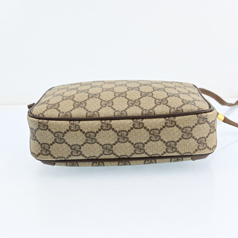 Gucci Gg Shoulder Bags Pvc Leather