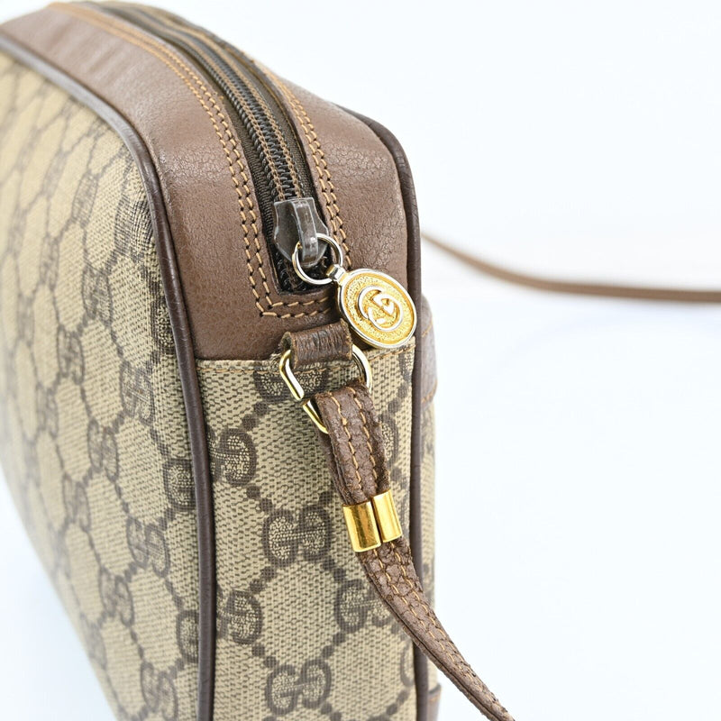 Gucci Gg Shoulder Bags Pvc Leather