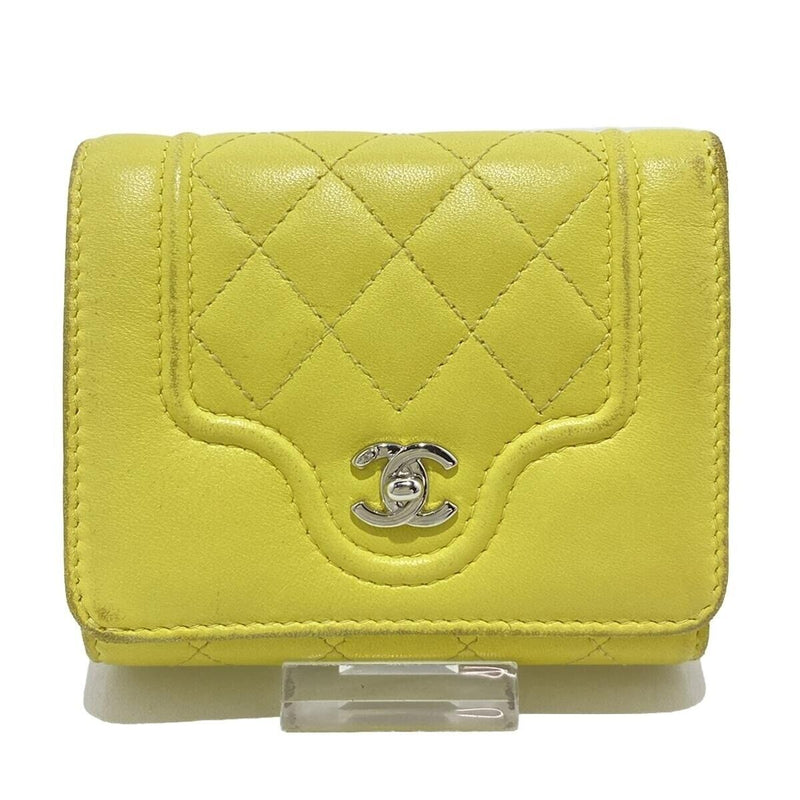 Chanel Matelasse - Light Yellow