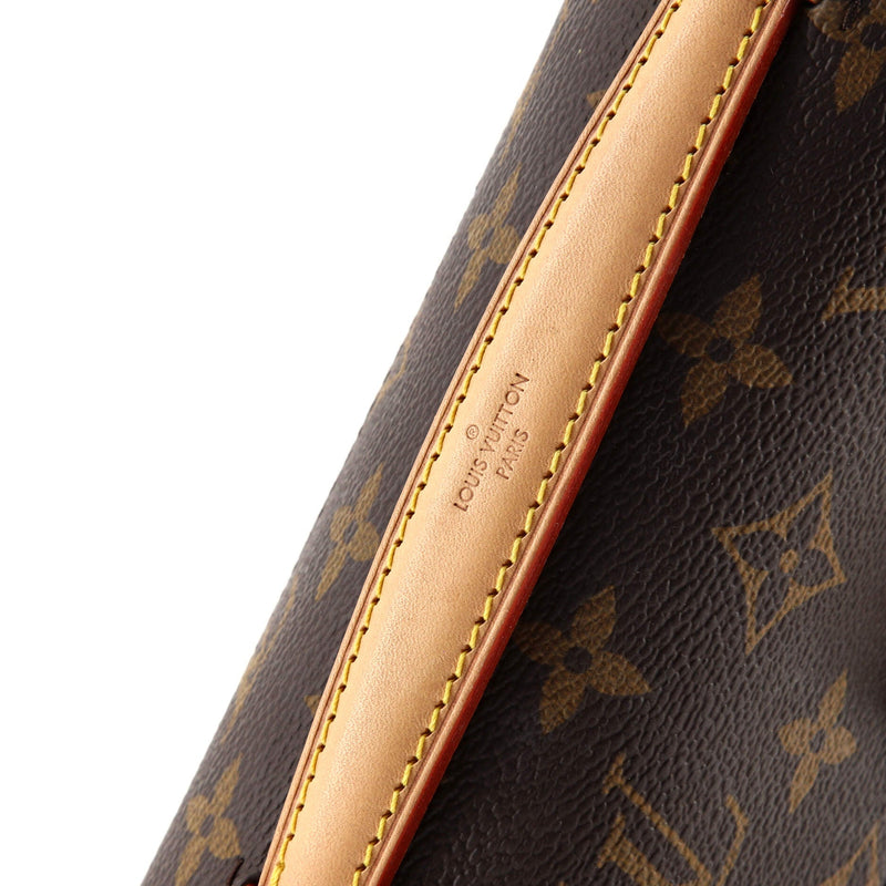 Louis Vuitton Pochette Metis Canvas East