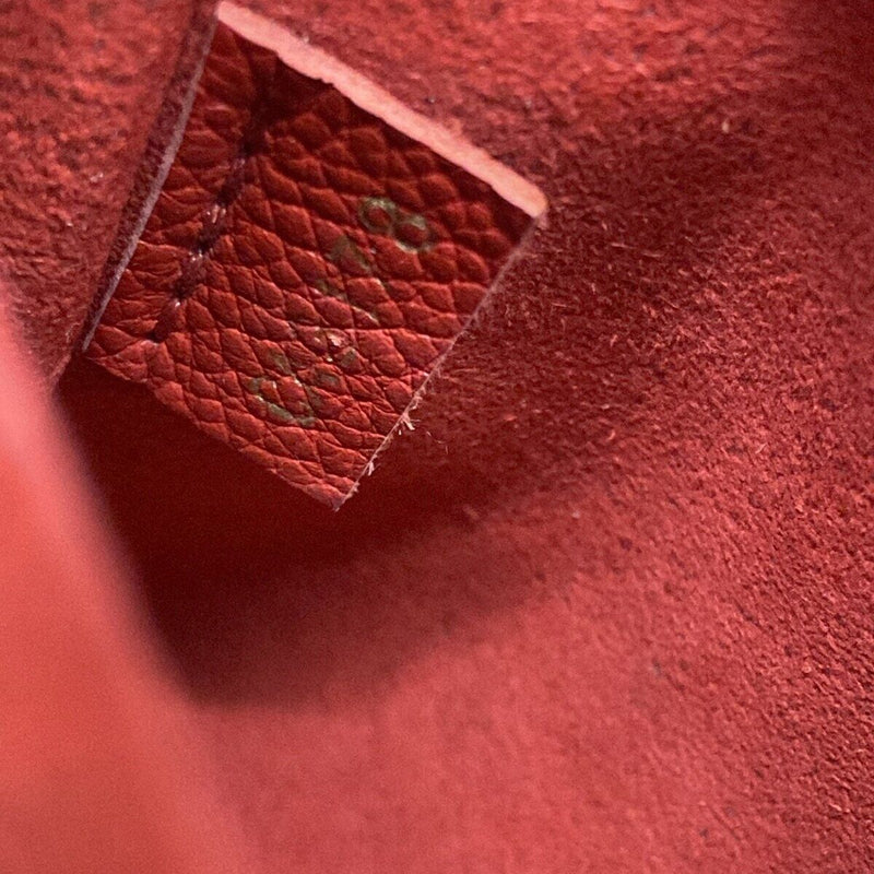 Louis Vuitton Victoire Cerise -