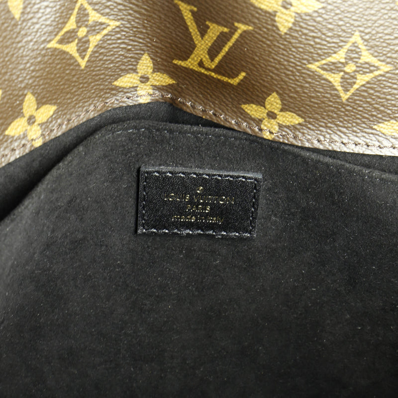 Louis Vuitton Pochette Metis Limited