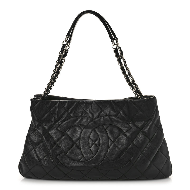 Chanel Caviar Quilted Expandable Zip