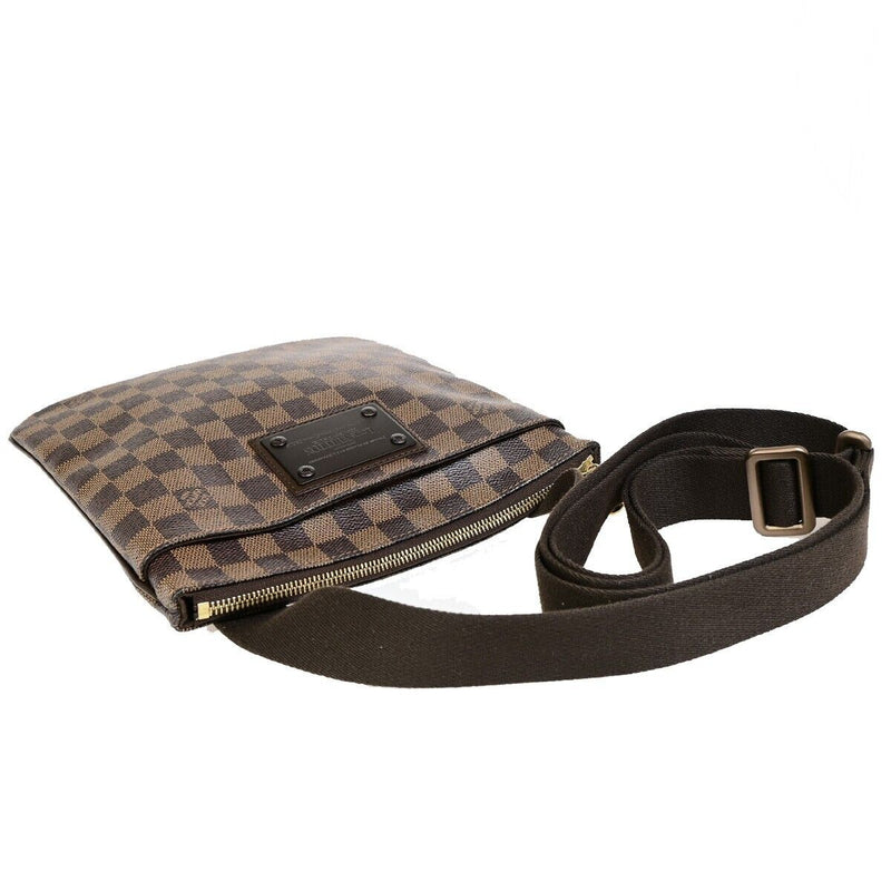 Louis Vuitton Pochette Brooklyn Shoulder