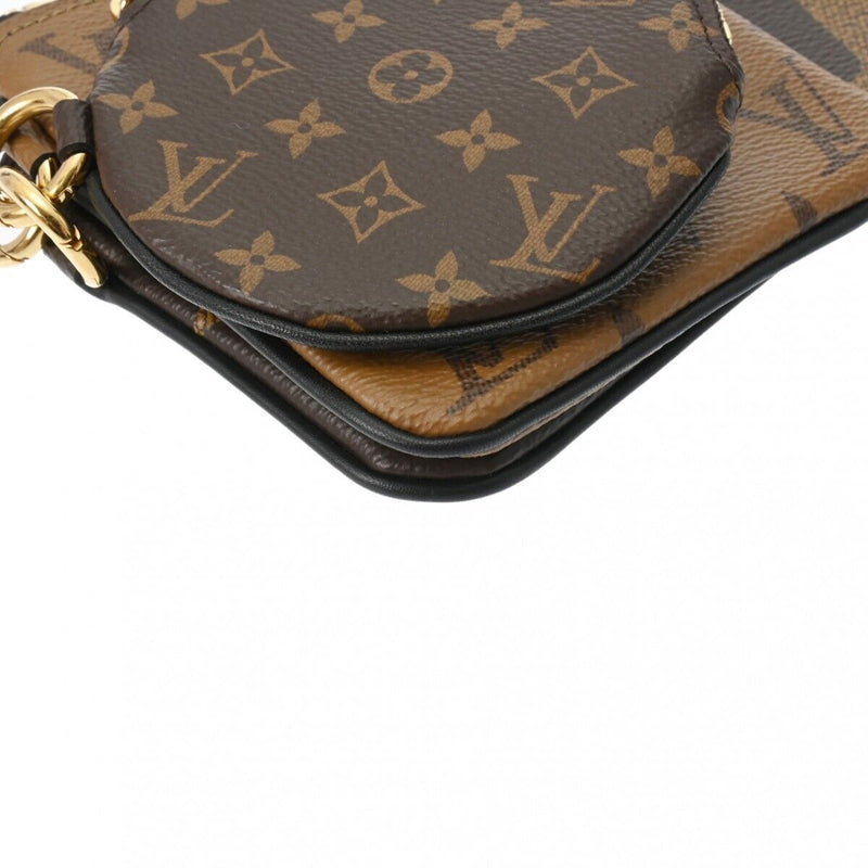 Louis Vuitton Reverse Giant Pochette