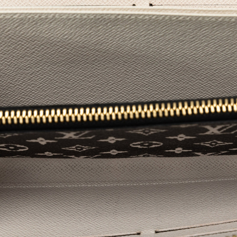 Louis Vuitton Crafty Zippy Long