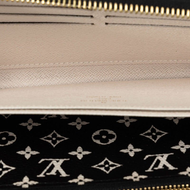 Louis Vuitton Crafty Zippy Long