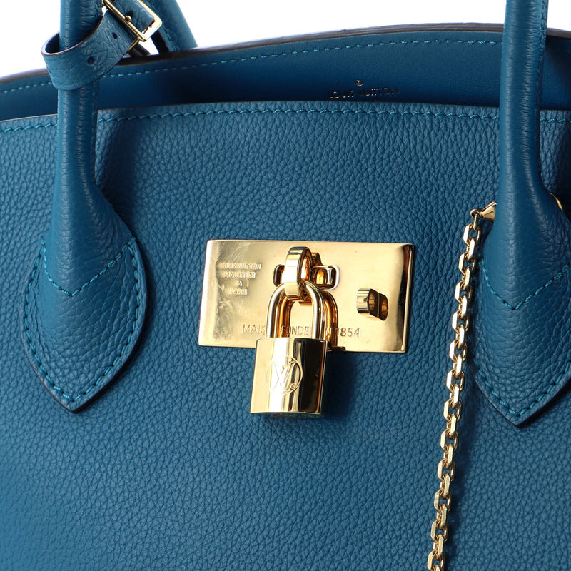 Louis Vuitton Milla Handbag Veau Nuage