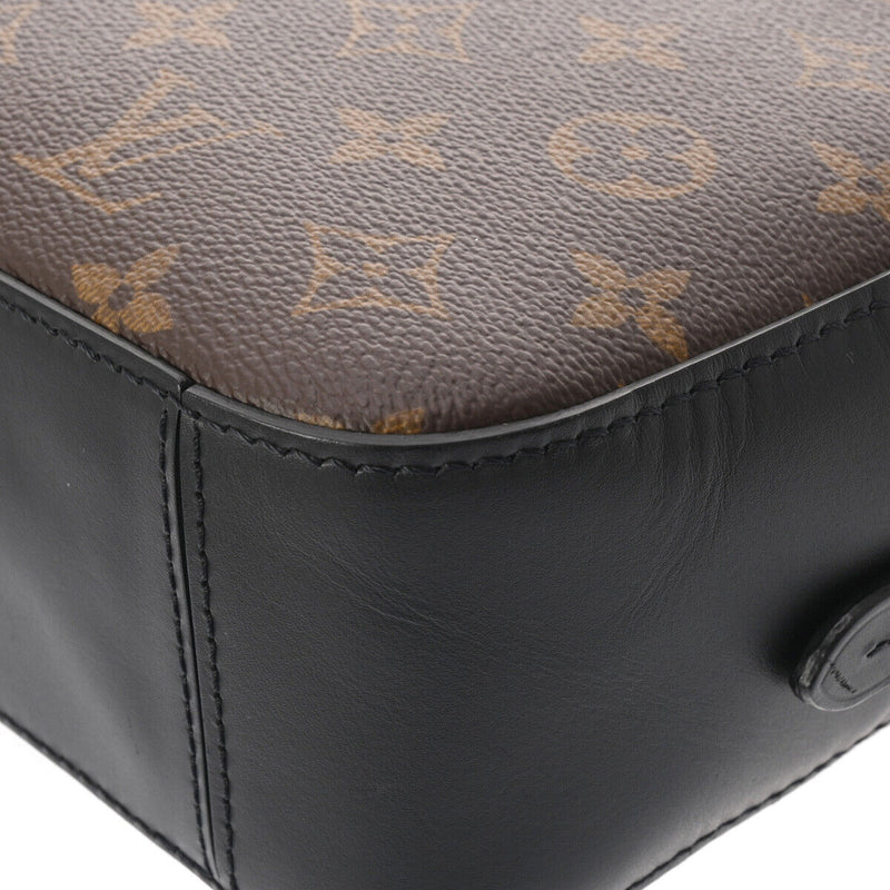 Louis Vuitton Saintonge Noir Shoulder