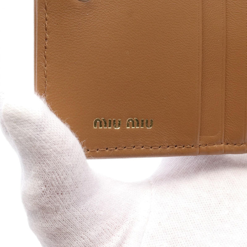 Miu Matelasse 1 Bi-Fold Zip Wallet