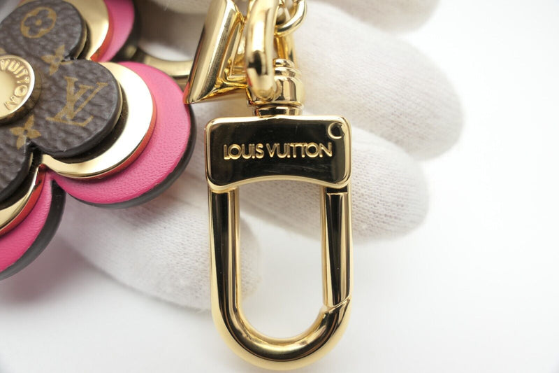 Louis Vuitton  Metal Porte Cles