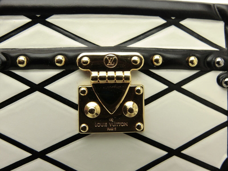 Louis Vuitton  Metal Plastic Leather