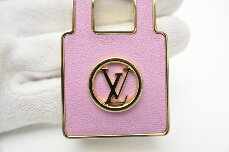 Louis Vuitton  Metal Leather Porte