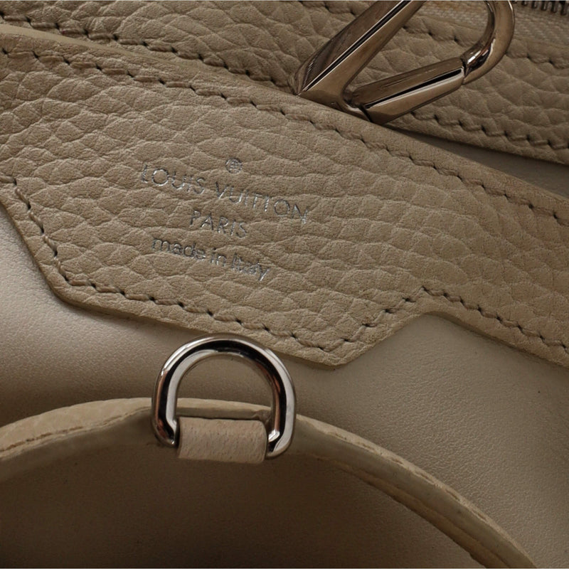 Louis Vuitton Capucines Bag Leather With