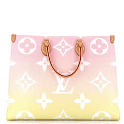 Louis Vuitton Onthego Tote By The Pool