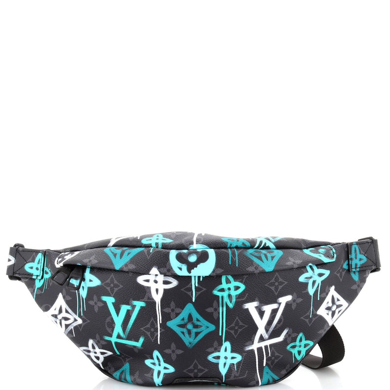 Louis Vuitton Discovery Bumbag Graffiti