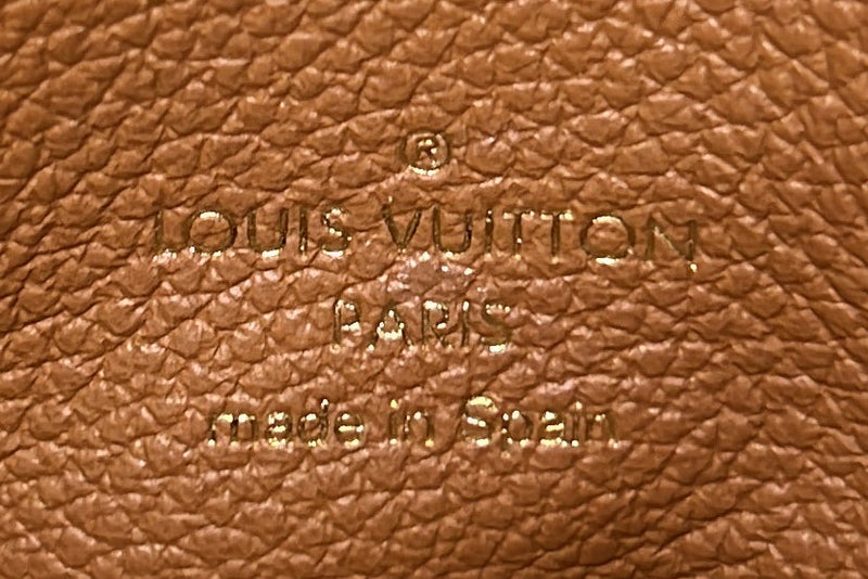 Louis Vuitton Double Zip Pochette