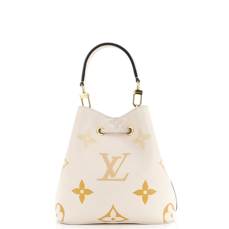 Louis Vuitton Neonoe Handbag By The Pool