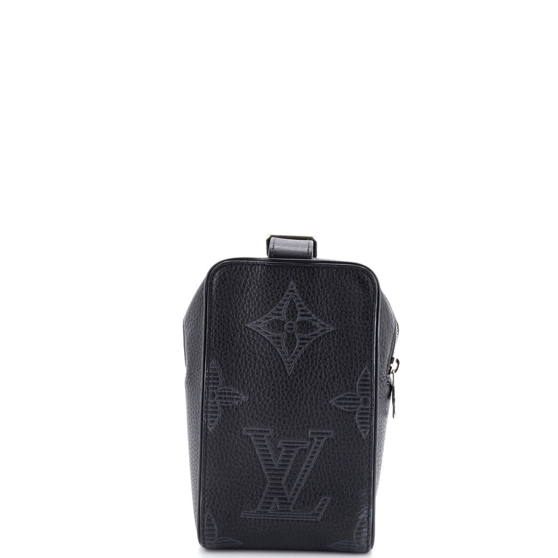 Louis Vuitton Wash Pouch Shadow Giant