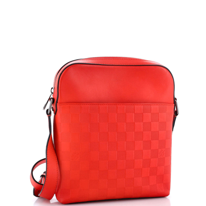 Louis Vuitton District Pochette Damier