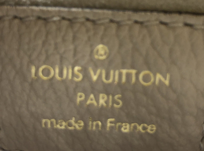 Louis Vuitton Lockme Tender Handbag