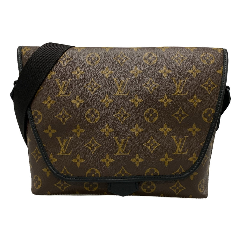 Louis Vuitton Magnetic Messenger