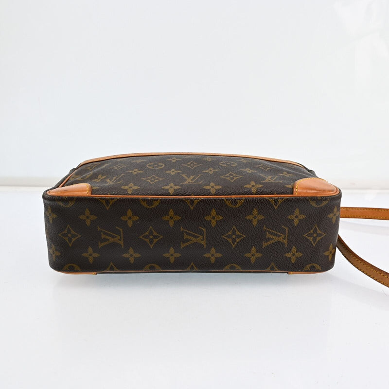 Louis Vuitton Trocadero 30 Shoulder