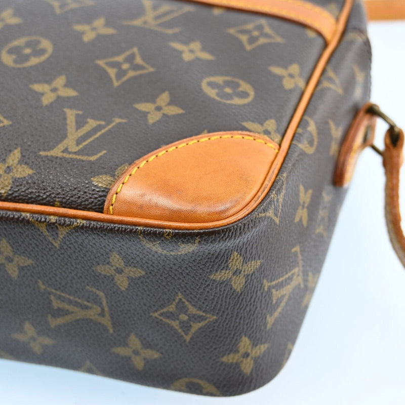 Louis Vuitton Trocadero 30 Shoulder