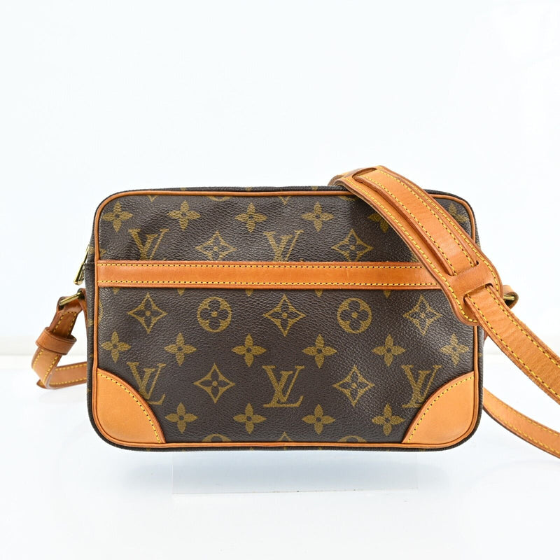 Louis Vuitton Trocadero 23 Shoulder Bag