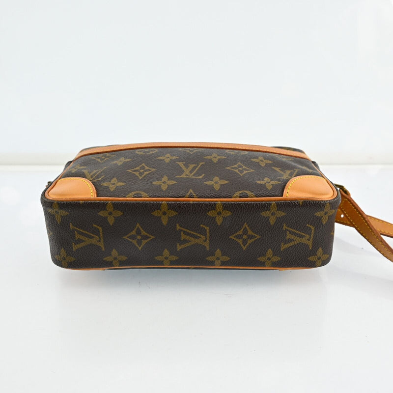 Louis Vuitton Trocadero 23 Shoulder Bag