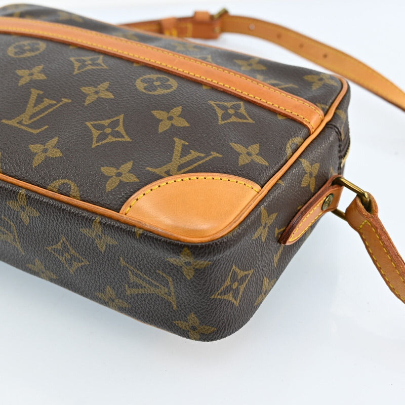 Louis Vuitton Trocadero 23 Shoulder Bag