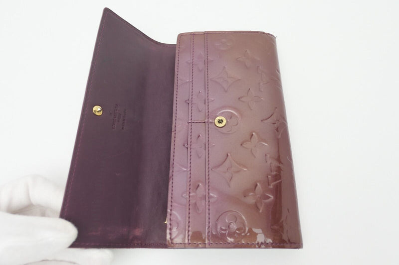 Louis Vuitton  Vernis Violette