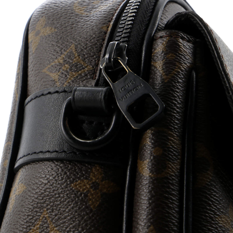 Louis Vuitton S Lock Messenger Bag