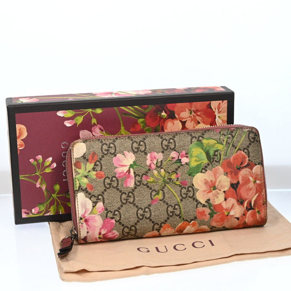 Gucci Blooms Round Zipper Long