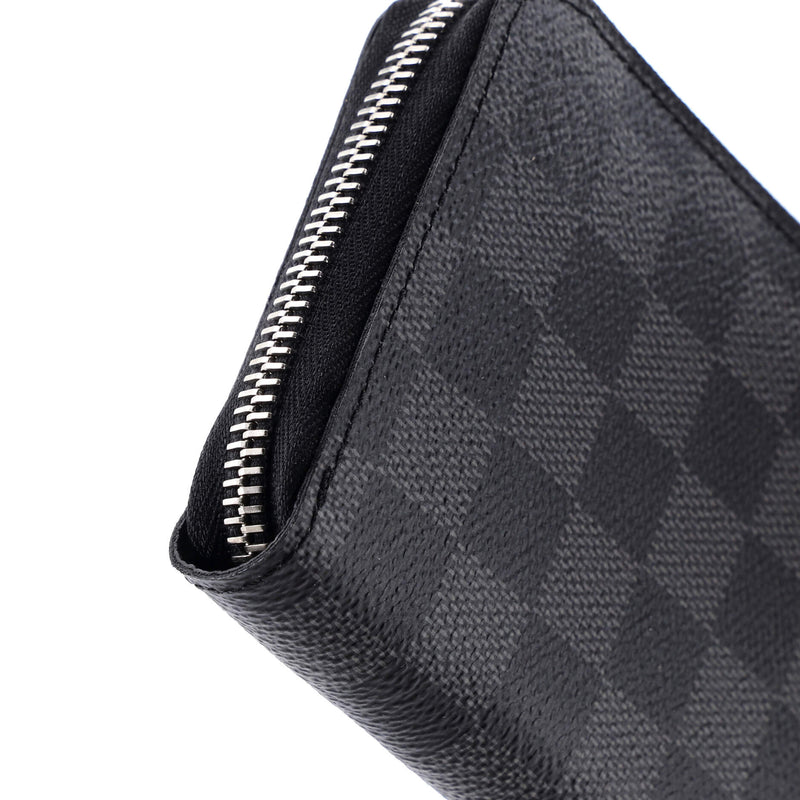 Louis Vuitton Zippy Wallet Damier