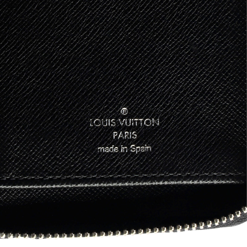 Louis Vuitton Zippy Wallet Damier