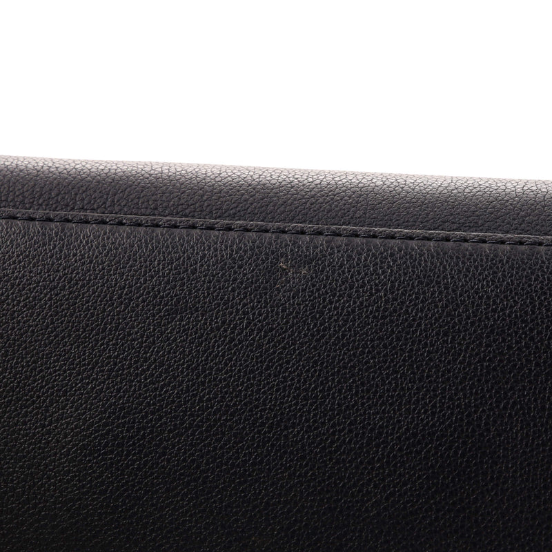 Louis Vuitton Lockmeto Handbag Leather