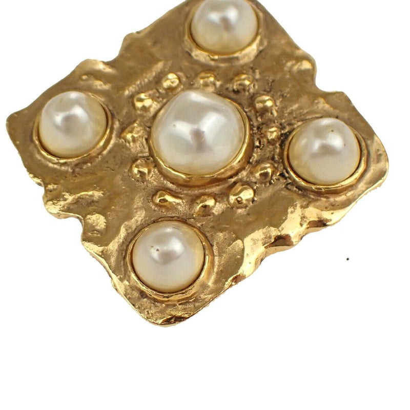 Chanel Diamond Shaped Imitation Pearl