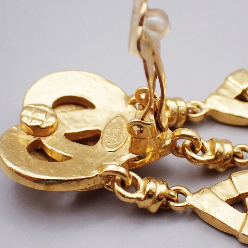 Chanel Cc Logo Heart Drop Earrings 97P