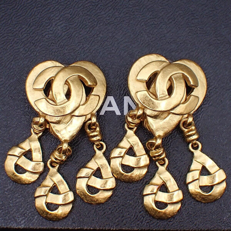 Chanel Cc Logo Heart Drop Earrings 97P