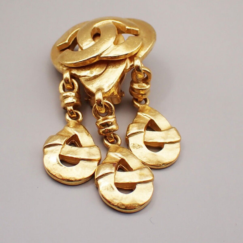 Chanel Cc Logo Heart Drop Earrings 97P