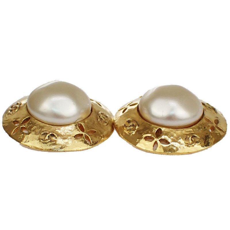 Chanel Cc Round Earrings Clip-On Button