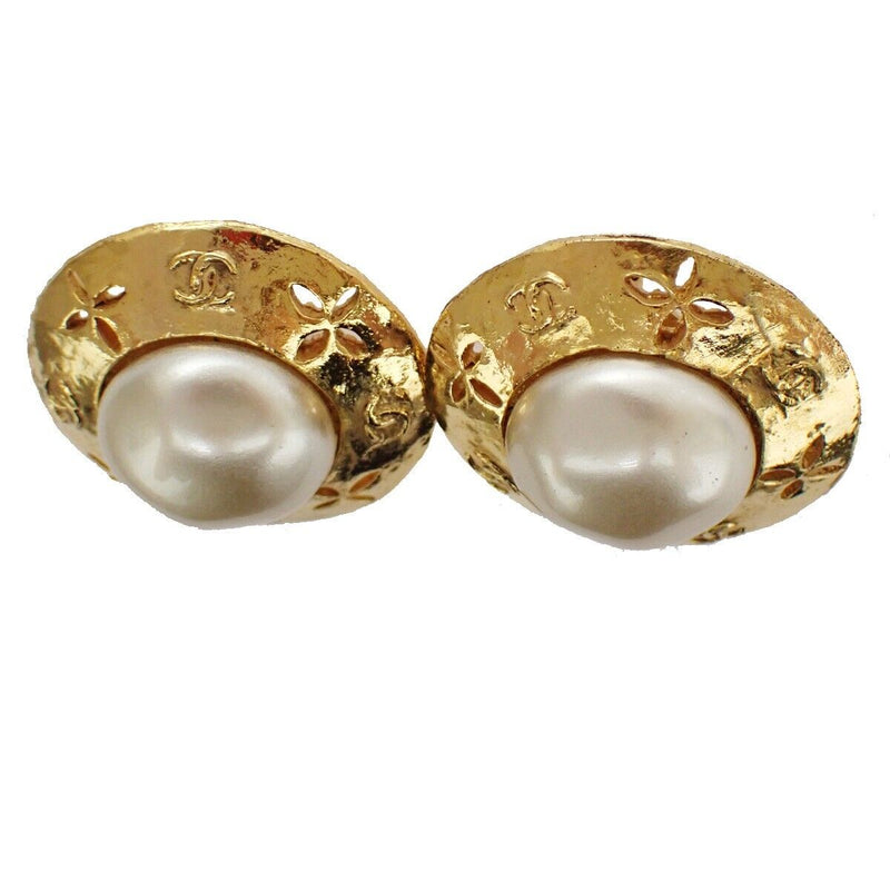 Chanel Cc Round Earrings Clip-On Button