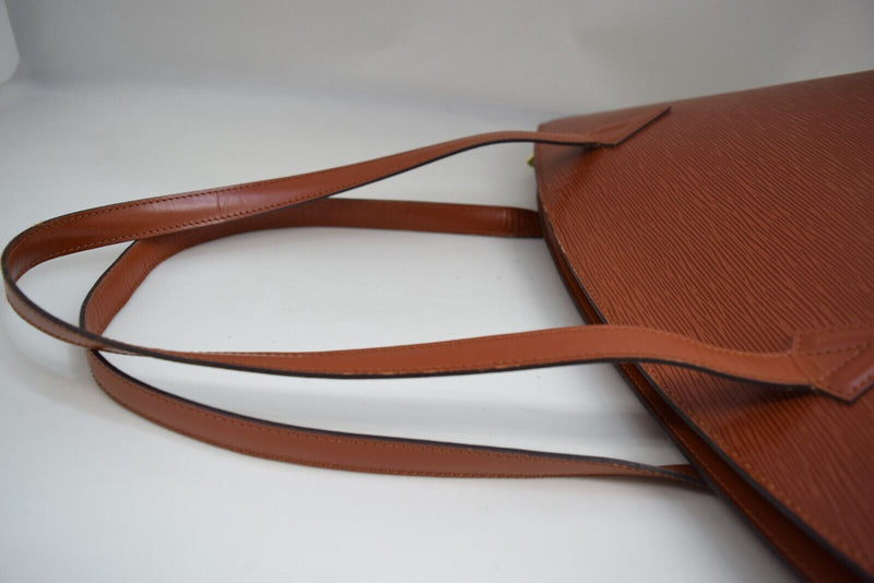 Louis Vuitton Saint Jacques
