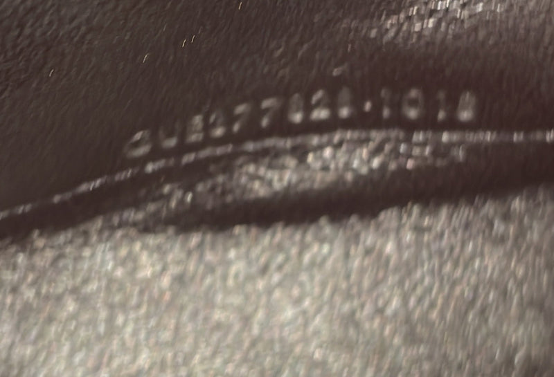 Saint Laurent Classic Wallet On Chain