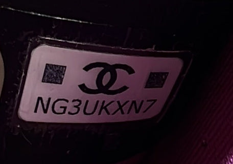 Chanel Textured Cc Zipped Key Holder